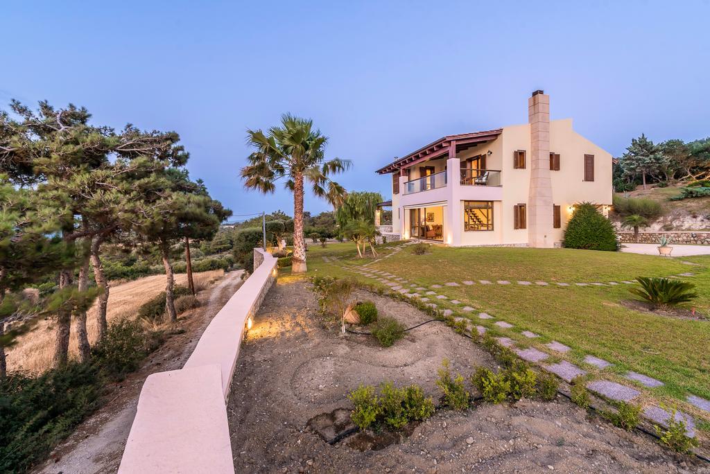 Villa Russelia Kalavárda Exterior foto