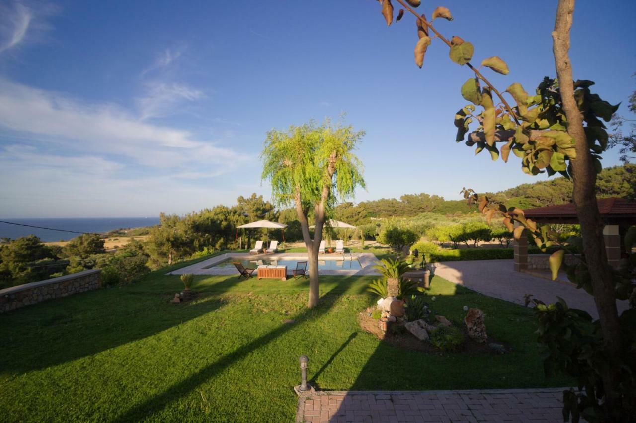 Villa Russelia Kalavárda Exterior foto